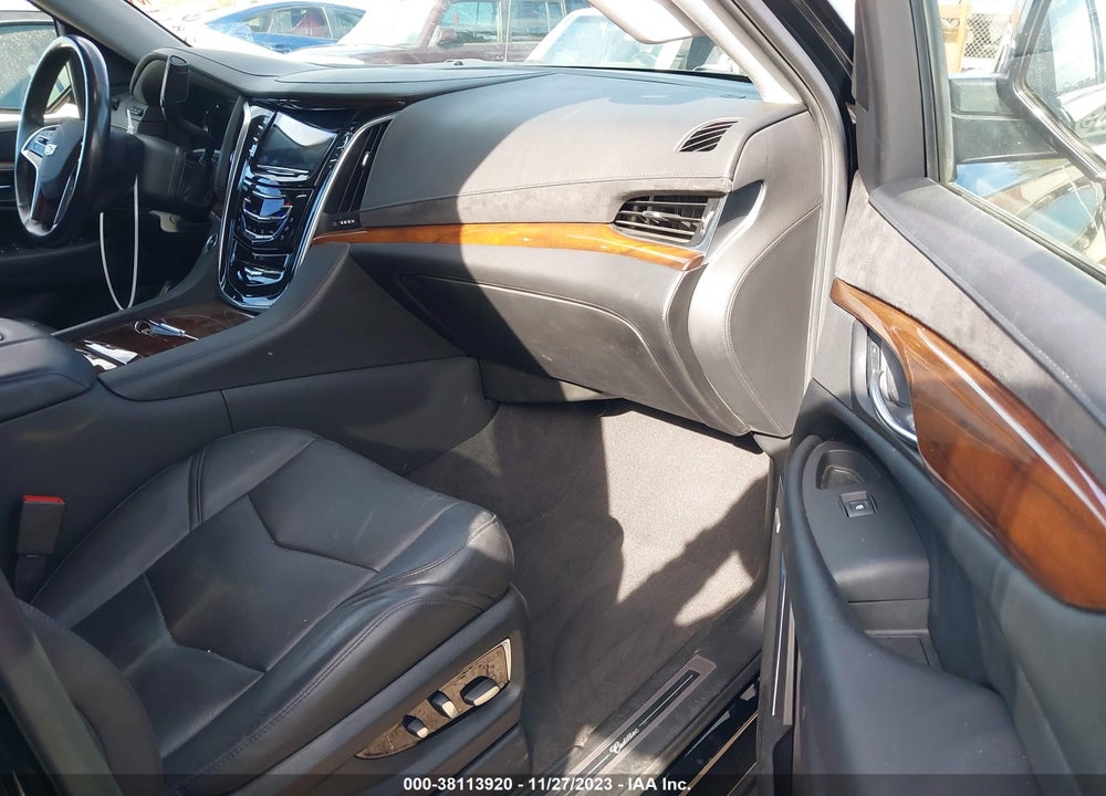 2020 CADILLAC ESCALADE ESV 2WD LUXURY VIN: 1GYS3HKJ5LR288709
