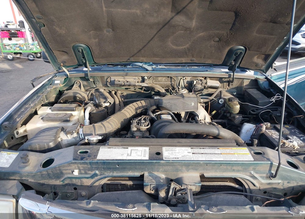 1998 MAZDA B2500 SE VIN: 4F4YR16C2WTM36542