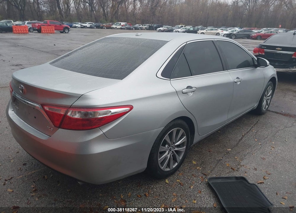 2016 TOYOTA CAMRY XLE VIN: 4T4BF1FK1GR563990