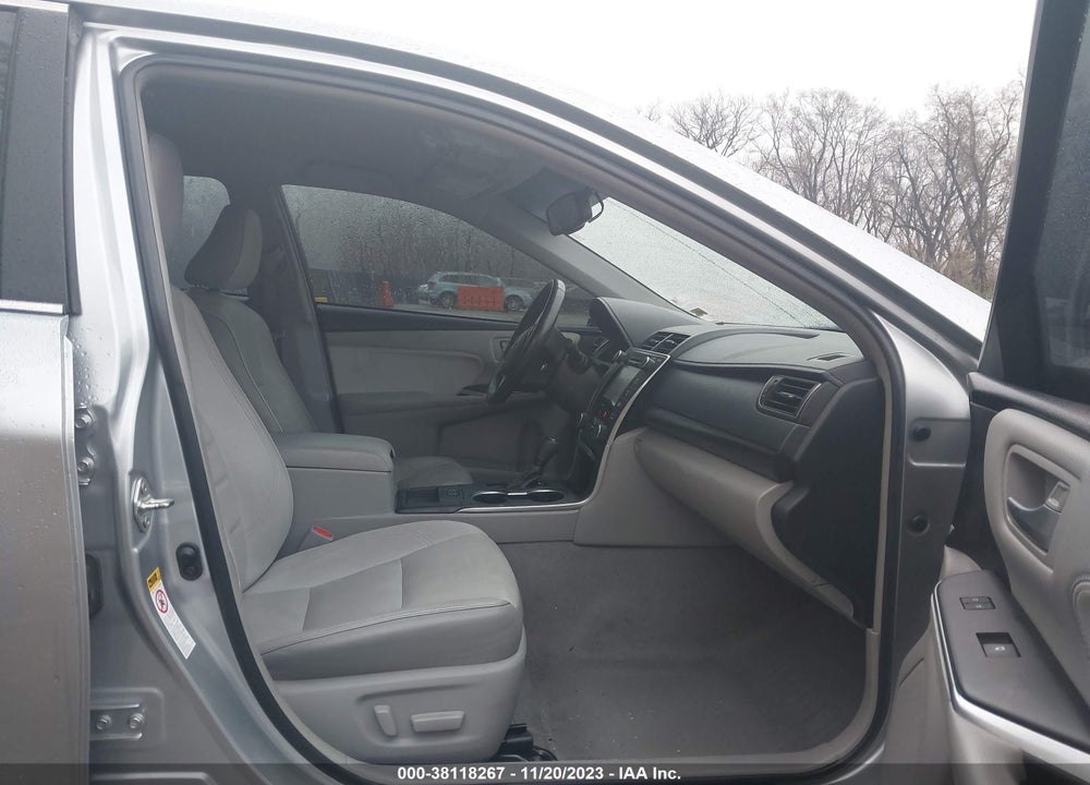 2016 TOYOTA CAMRY XLE VIN: 4T4BF1FK1GR563990