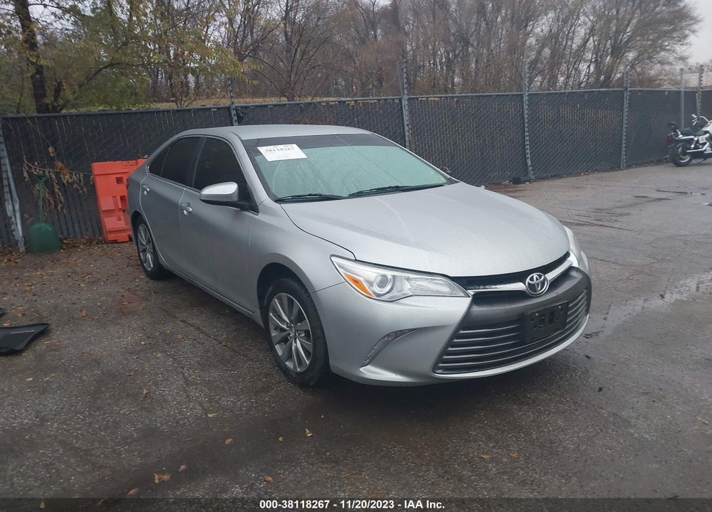 2016 TOYOTA CAMRY XLE VIN: 4T4BF1FK1GR563990