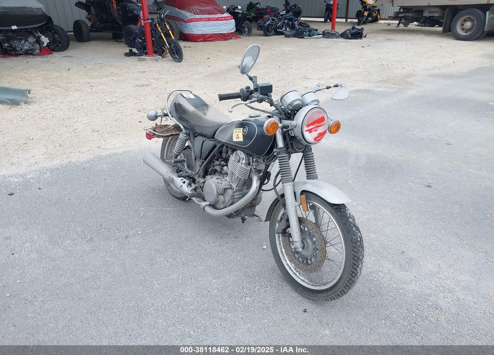 2015 YAMAHA SR400 VIN: JYARH04E4FA000376