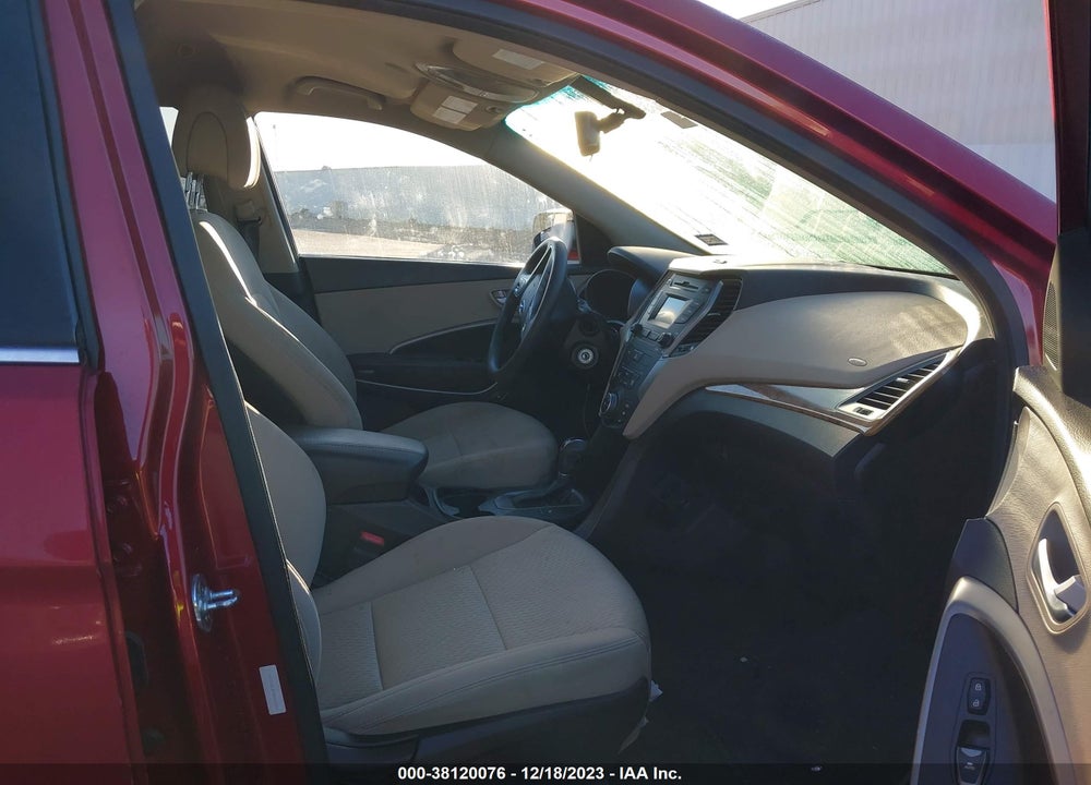2016 HYUNDAI SANTA FE SPORT 2.4L VIN: 5XYZU3LB7GG366312