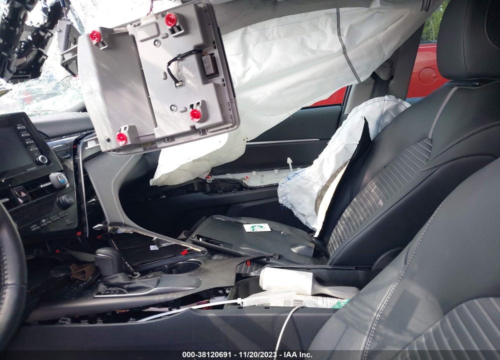 2021 TOYOTA CAMRY SE VIN: 4T1G11AK0MU529637
