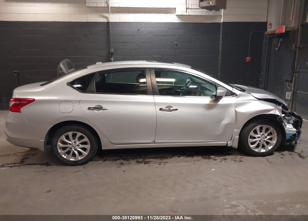 2018 NISSAN SENTRA SV VIN: 3N1AB7AP9JY283382