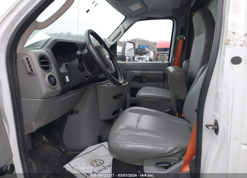 2016 FORD E-350 CUTAWAY VIN: 1FDWE3FL8GDC20404