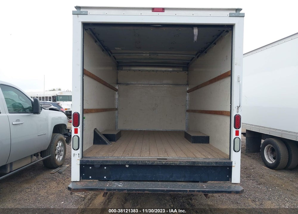 2015 FORD E-350 CUTAWAY VIN: 1FDWE3FL7FDA04378