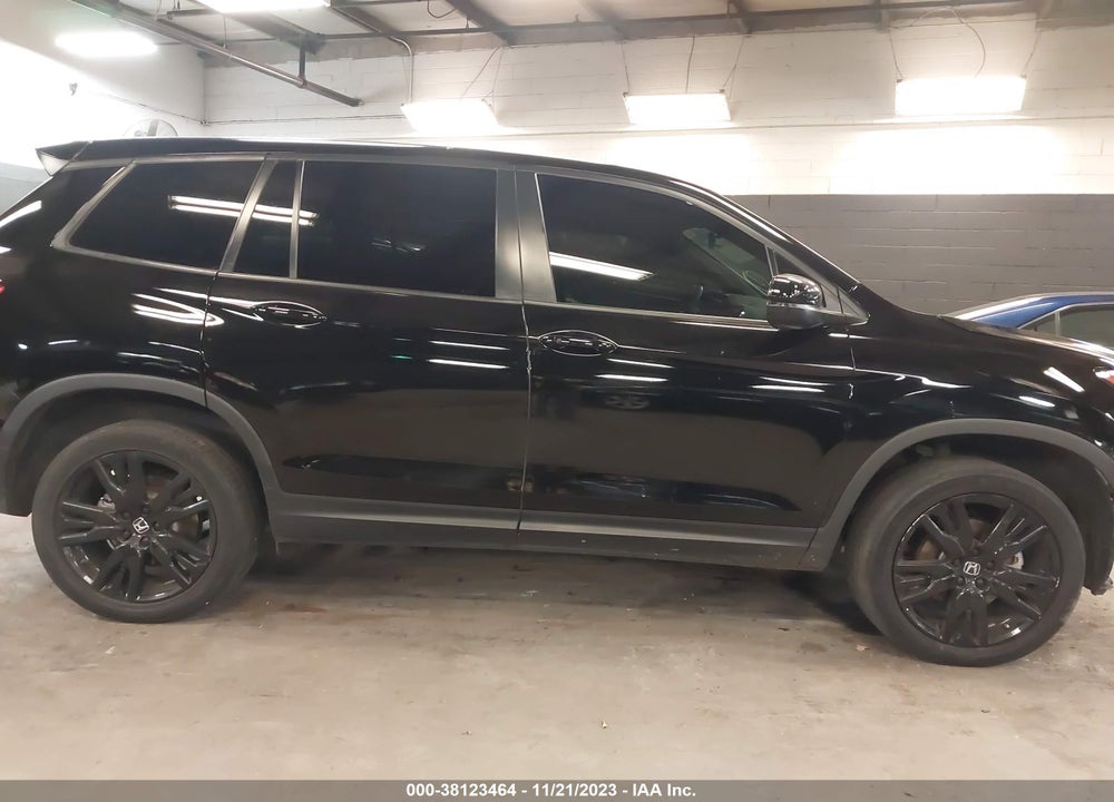 2021 HONDA PASSPORT AWD SPORT VIN: 5FNYF8H25MB038563