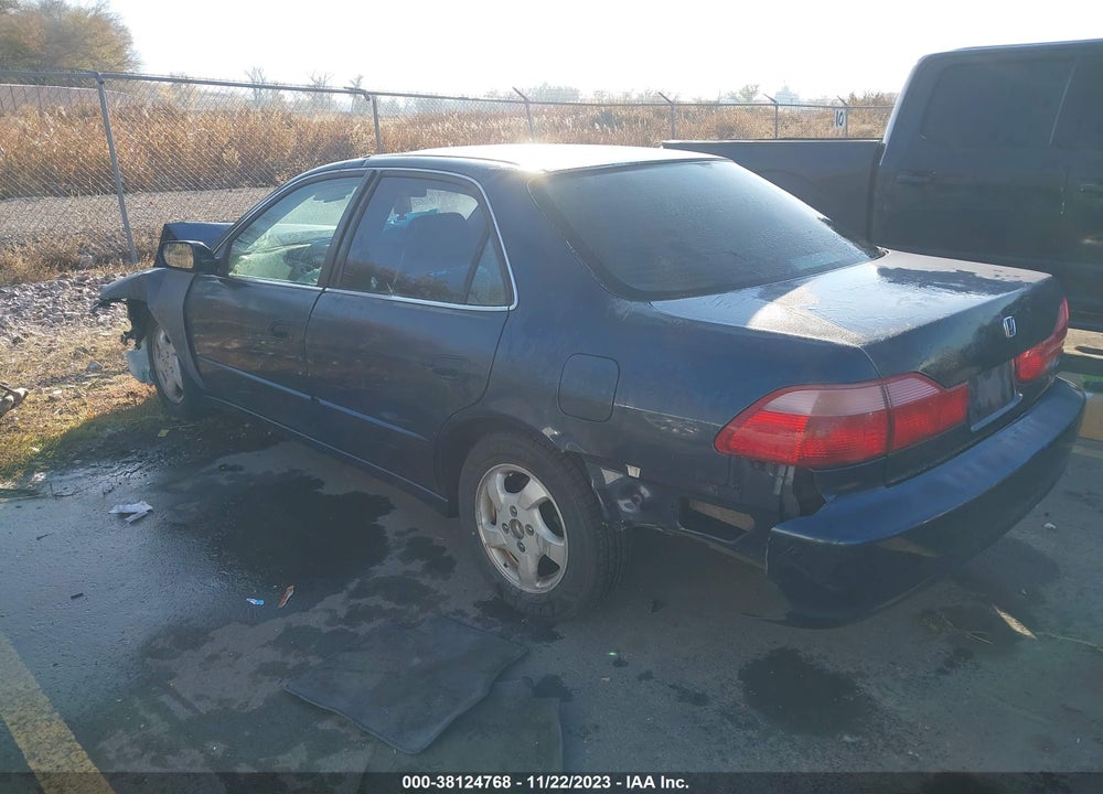 2000 HONDA ACCORD 2.3 EX VIN: JHMCG6678YC029867