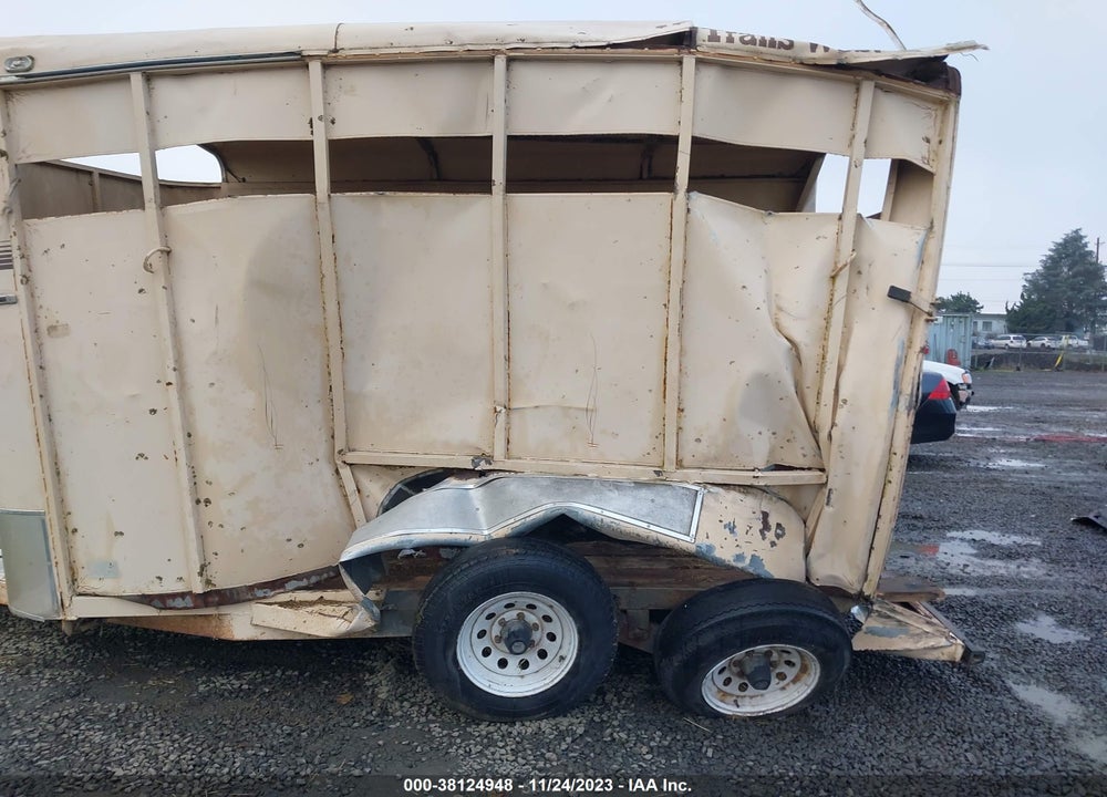 1993 TRAILS WEST 15FT HORSE TRAILER VIN: 49ST71523PP003784