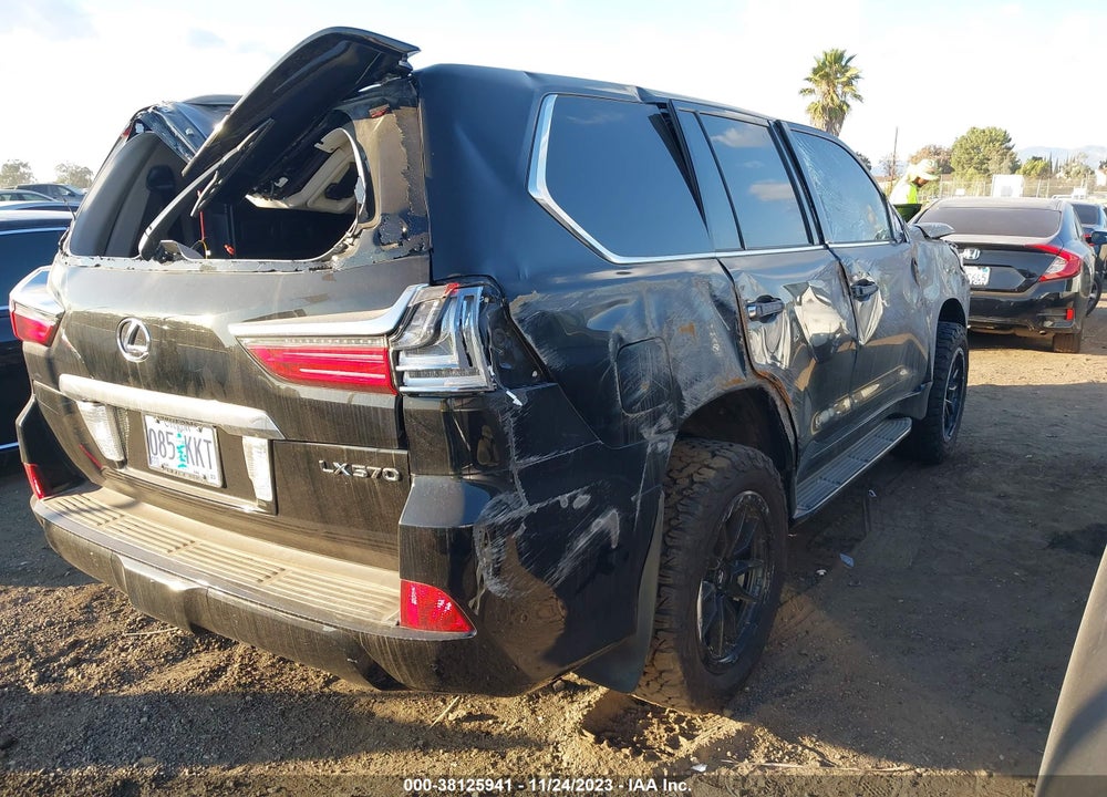 2017 LEXUS LX 570 VIN: JTJHY7AX6H4224858
