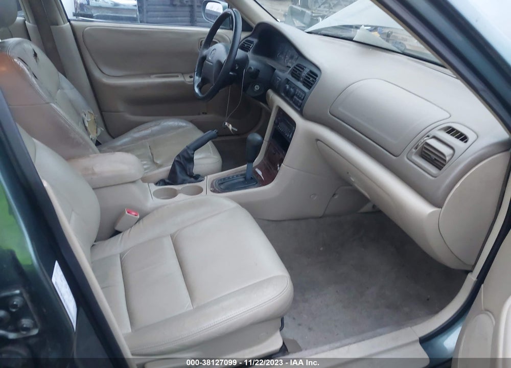 1999 MAZDA 626 VIN: 1YVGF22C0X5888160