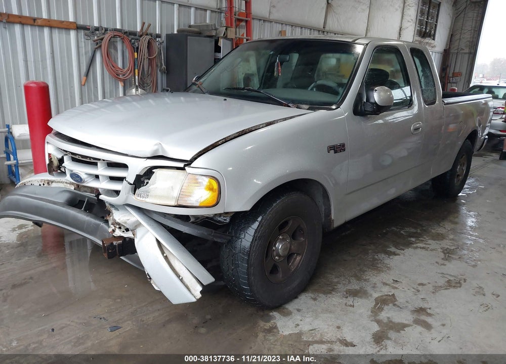 2002 FORD F-150 XLT/XL VIN: 1FTRX17272NB91423