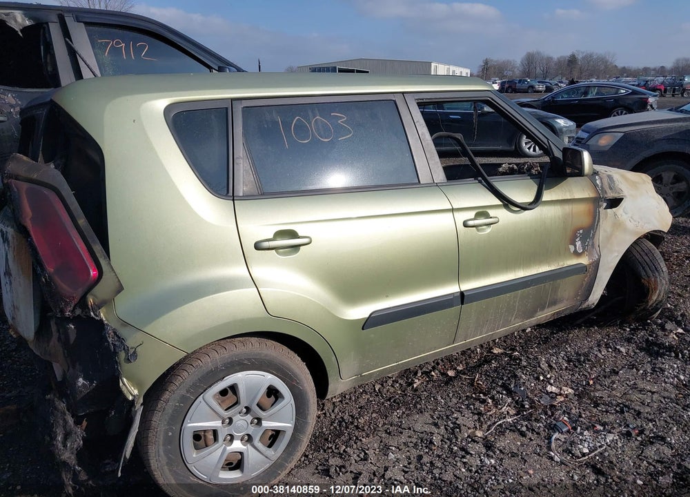 2012 KIA SOUL VIN: KNDJT2A57C7427530