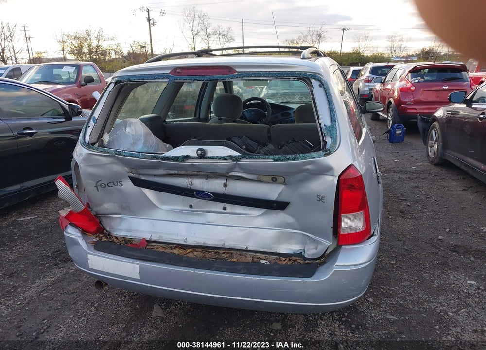 2000 FORD FOCUS SE VIN: 1FAFP3638YW364562