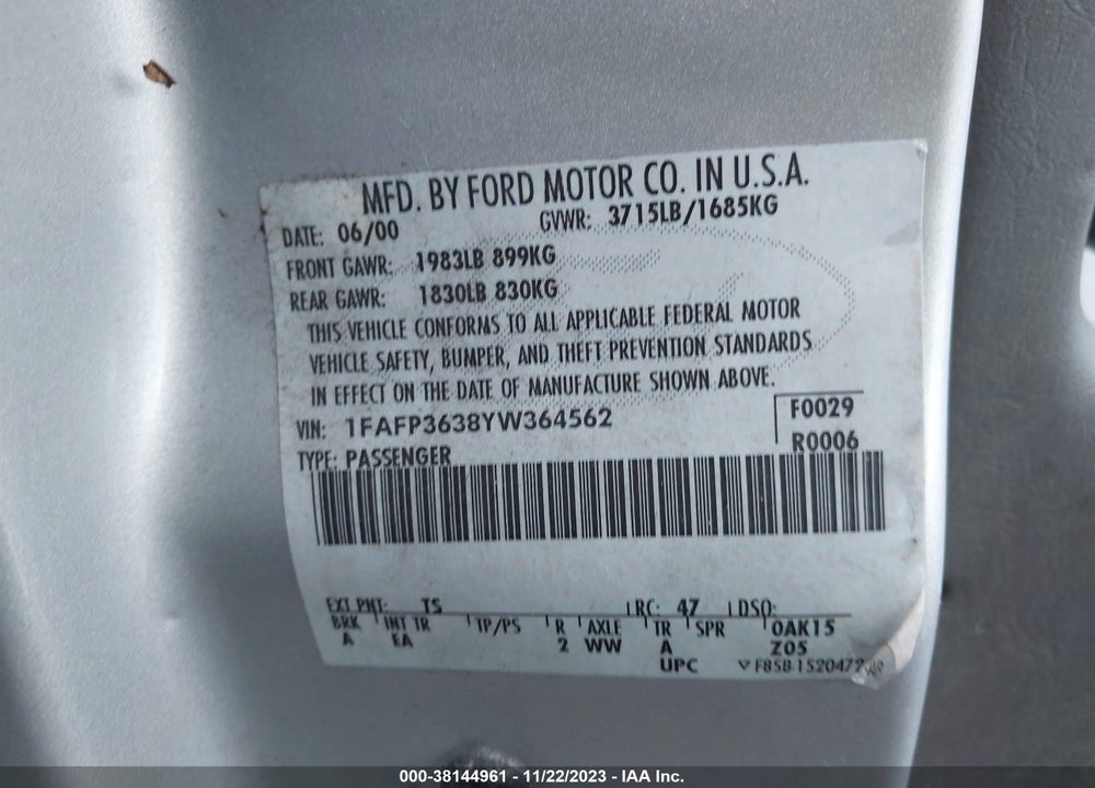 2000 FORD FOCUS SE VIN: 1FAFP3638YW364562