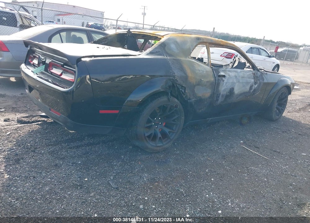 2016 DODGE CHALLENGER SRT HELLCAT VIN: 2C3CDZC98GH112300