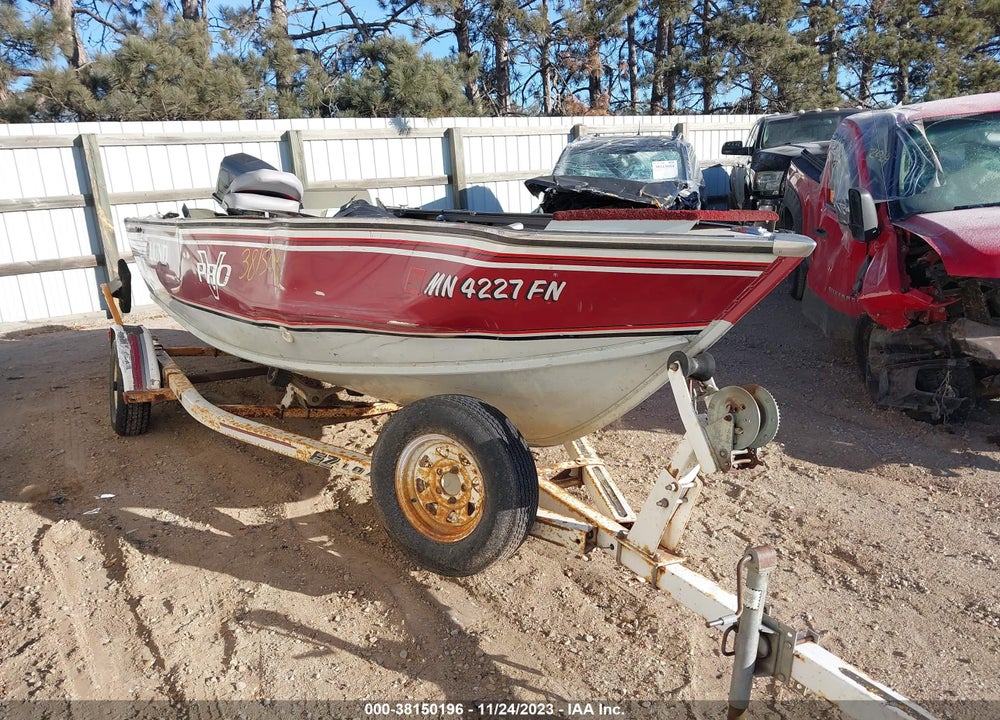 1989 LUND PRO V 1700 VIN: LUN00390K889