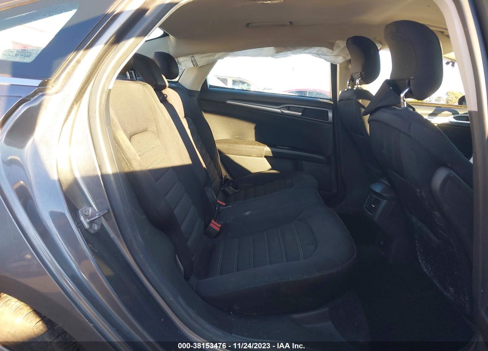 2014 FORD FUSION SE VIN: 1FA6P0H76E5393431