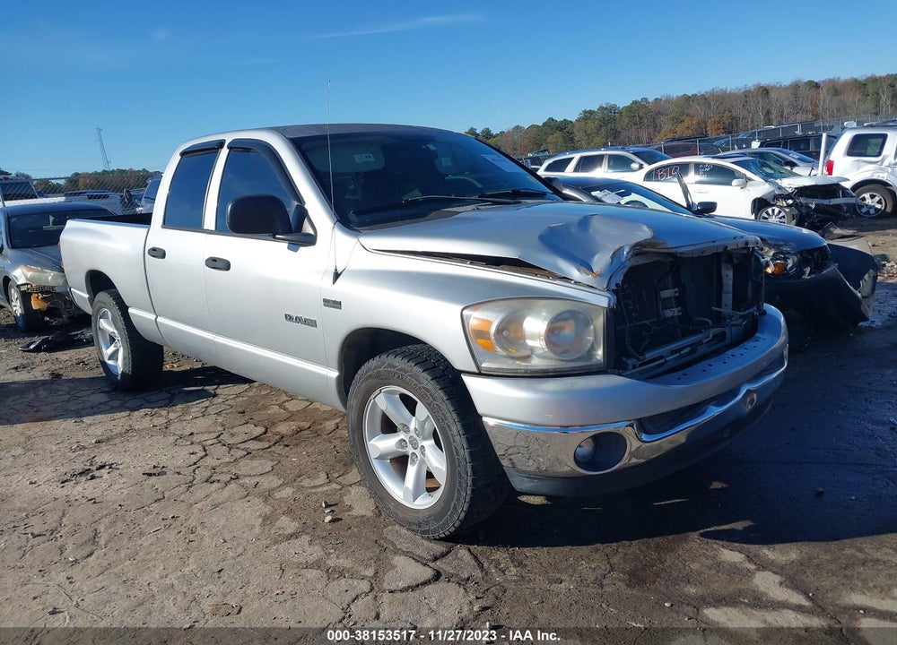 2008 DODGE RAM 1500 SLT VIN: 1D7HA182X8J236811