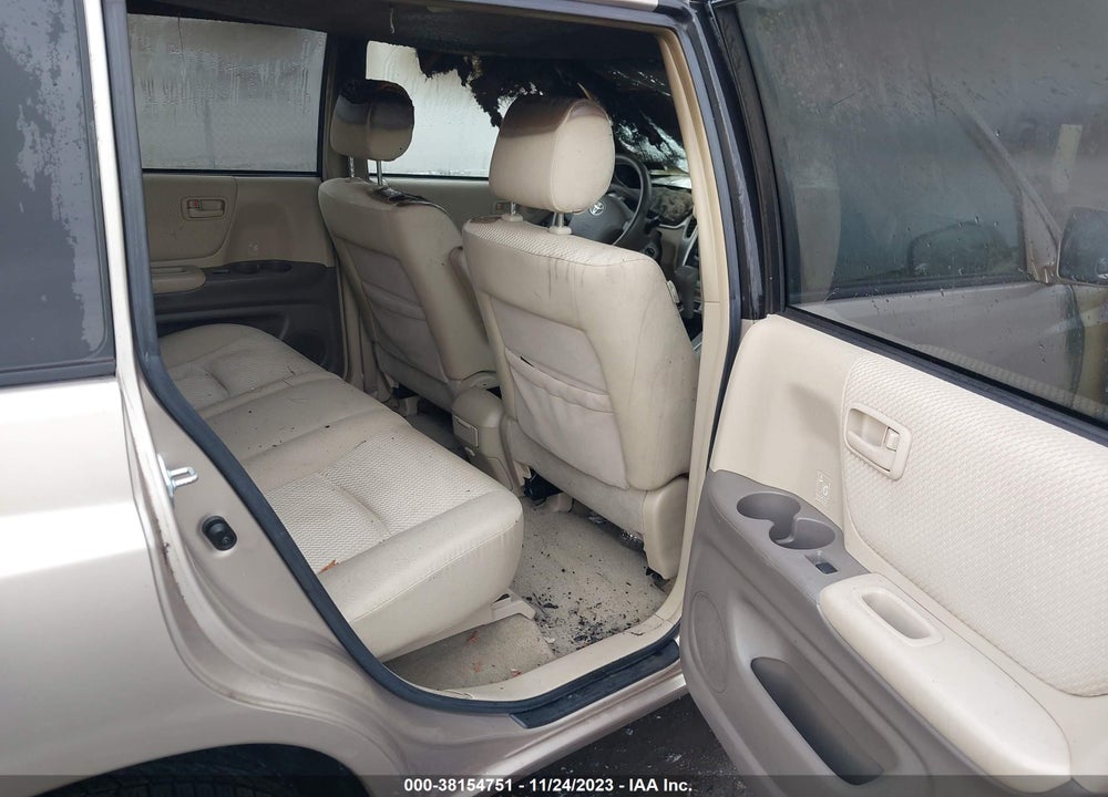 2007 TOYOTA HIGHLANDER VIN: JTEGD21A070157880