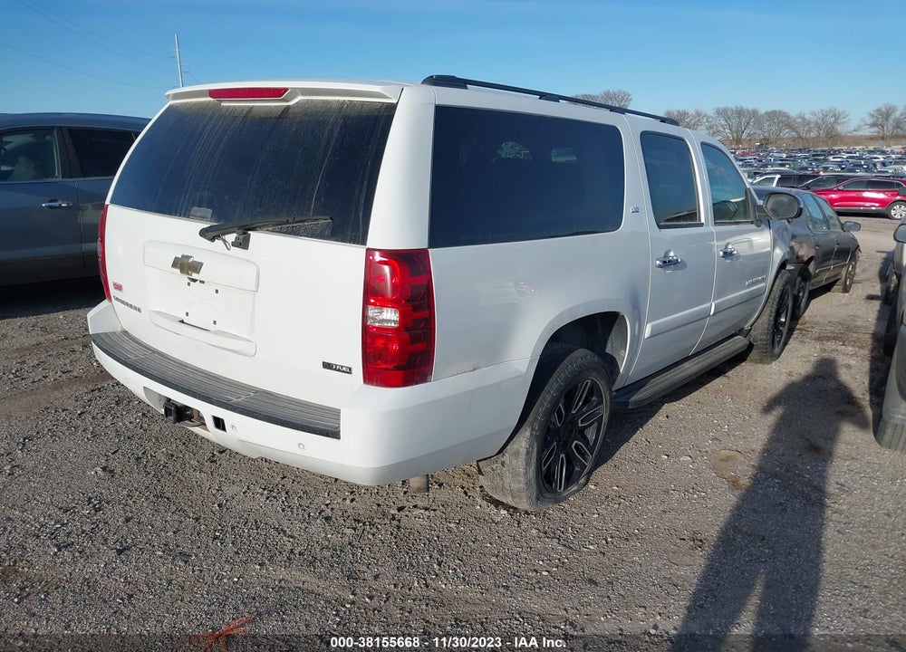 2008 CHEVROLET SUBURBAN 1500 LTZ VIN: 1GNFK16318J204475