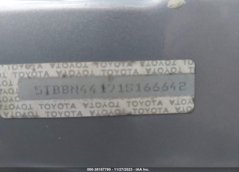 2001 TOYOTA TUNDRA SR5 VIN: 5TBBN44171S166642
