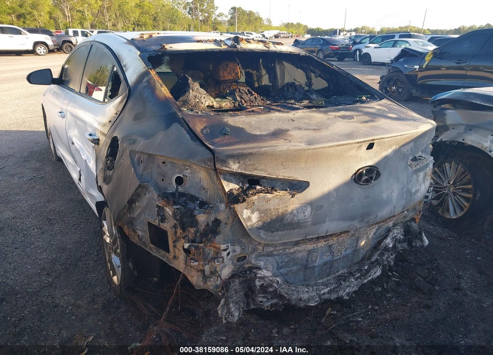 2019 HYUNDAI ELANTRA SEL VIN: 5NPD84LF1KH418297