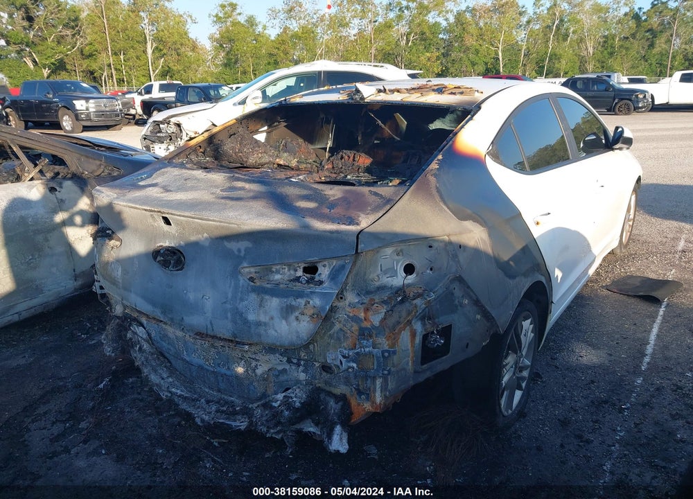 2019 HYUNDAI ELANTRA SEL VIN: 5NPD84LF1KH418297