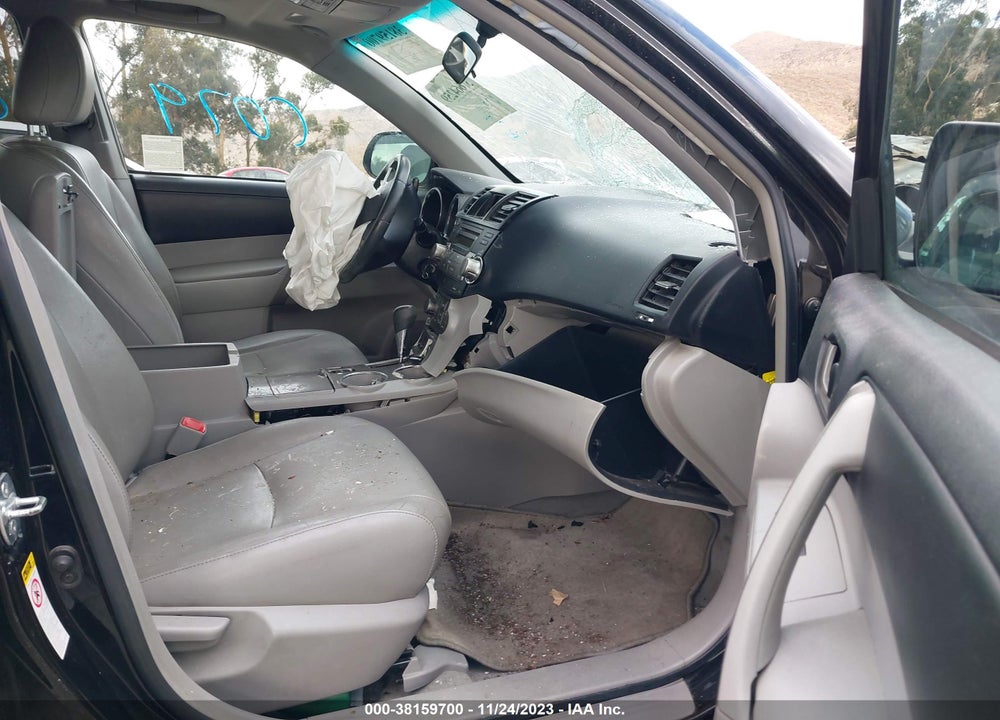 2010 TOYOTA HIGHLANDER SE V6 VIN: 5TDKK3EH1AS006617