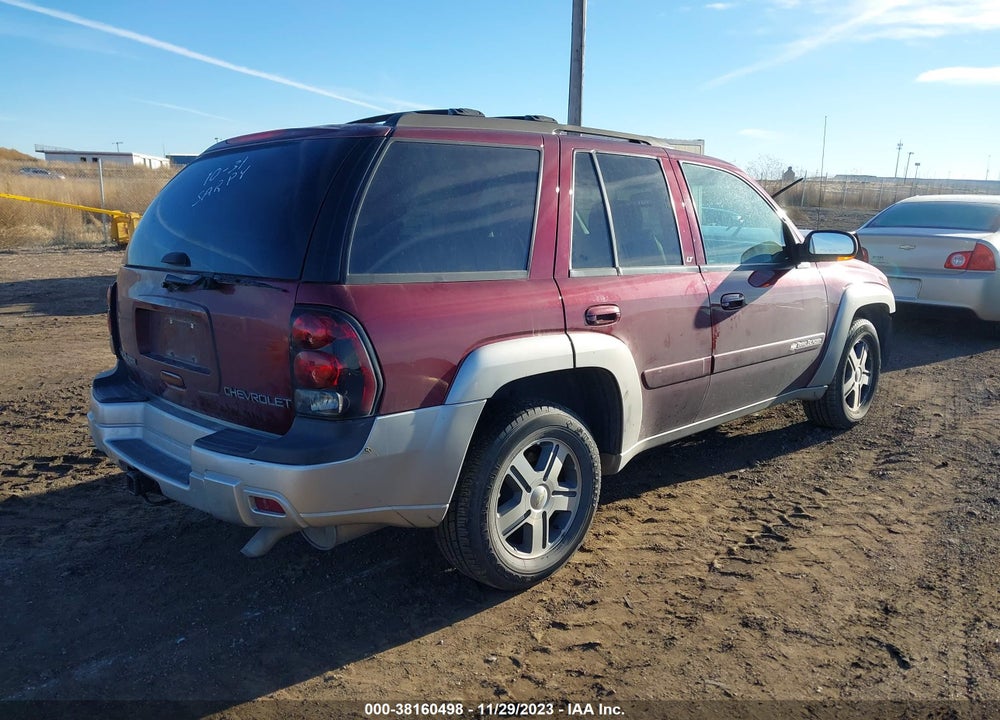 2004 CHEVROLET TRAILBLAZER LT VIN: 1GNDT13S242260624
