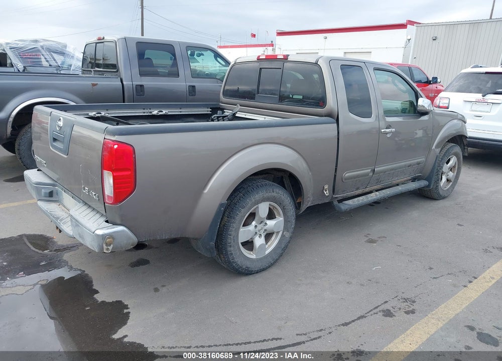 2006 NISSAN FRONTIER LE VIN: 1N6AD06W06C436968