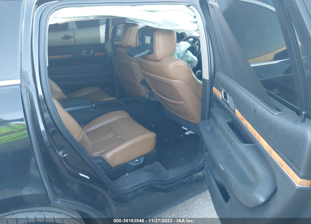 2011 LINCOLN MKT VIN: 2LMHJ5FR3BBJ52438