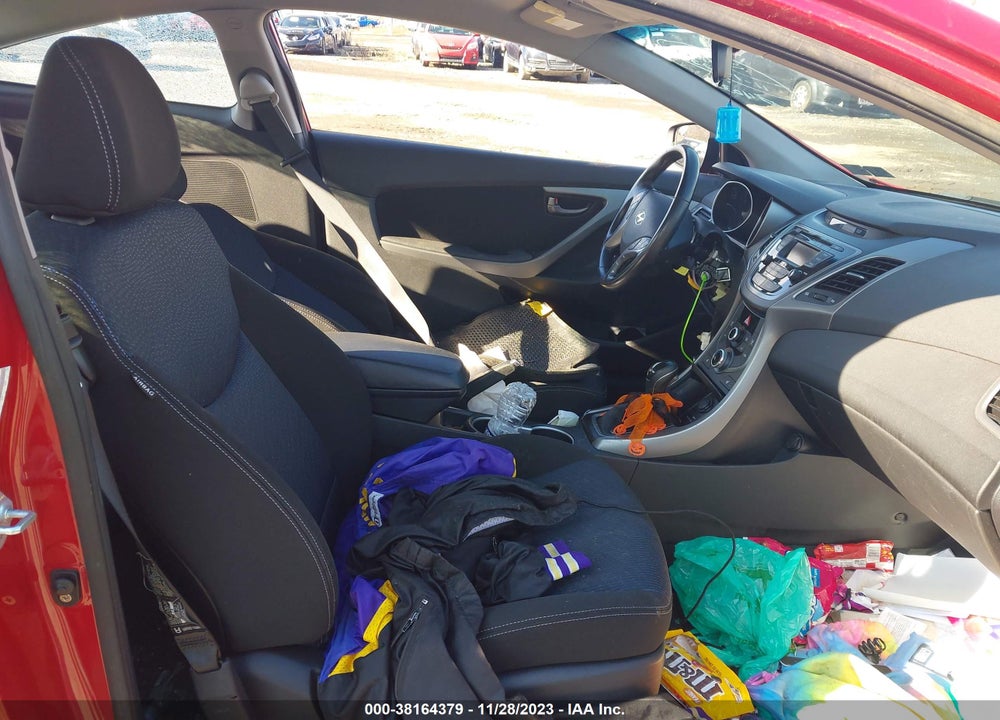 2014 HYUNDAI ELANTRA VIN: KMHDH6AH9EU024035