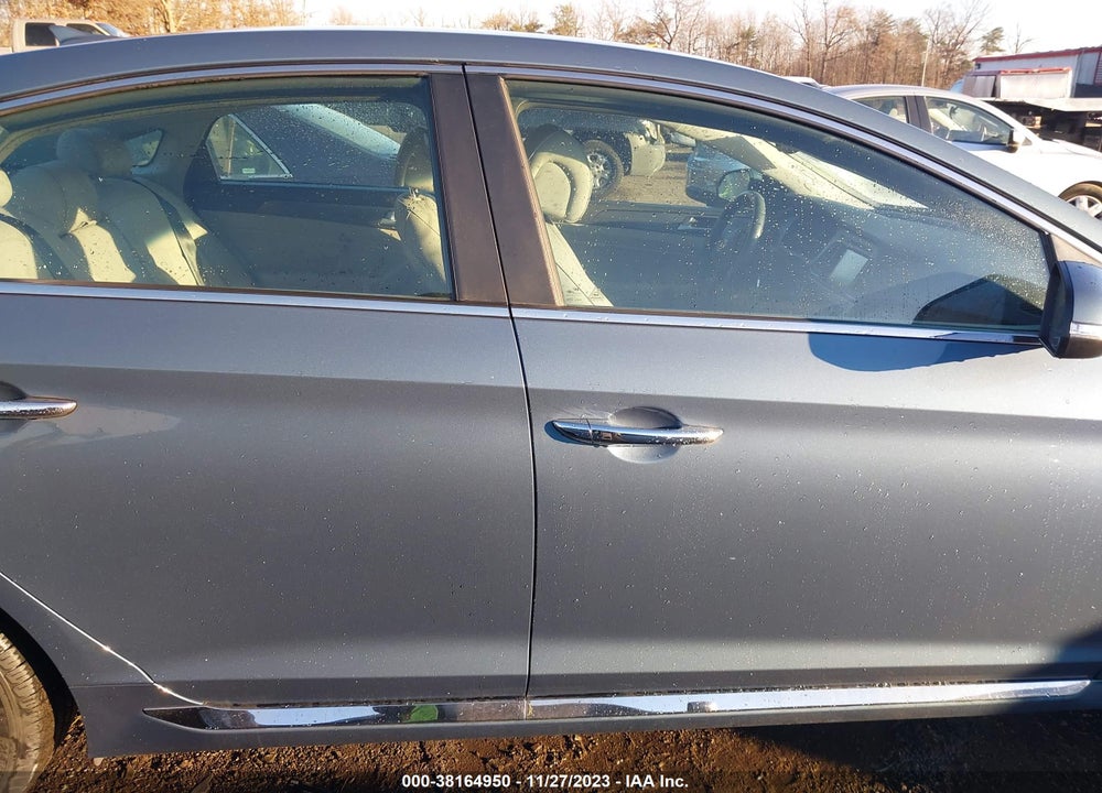 2015 HYUNDAI SONATA SPORT VIN: 5NPE34AF7FH068105