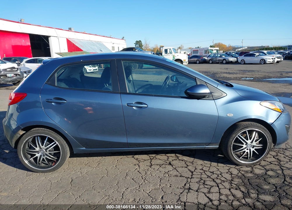 2014 MAZDA 2 SPORT VIN: JM1DE1KZ1E0175627