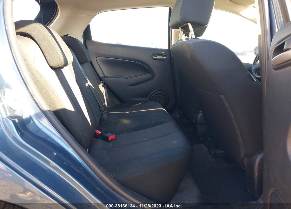2014 MAZDA 2 SPORT VIN: JM1DE1KZ1E0175627
