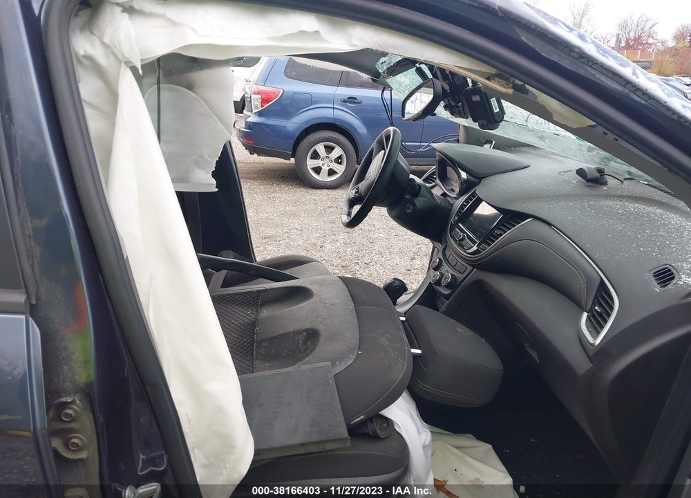 2018 CHEVROLET TRAX LS VIN: 3GNCJKSB8JL199508
