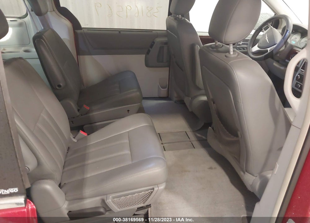 2010 CHRYSLER TOWN & COUNTRY TOURING VIN: 2A4RR5D17AR151156