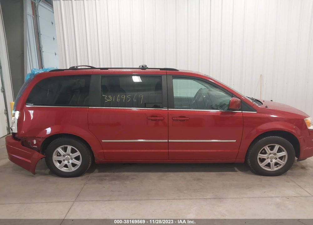 2010 CHRYSLER TOWN & COUNTRY TOURING VIN: 2A4RR5D17AR151156