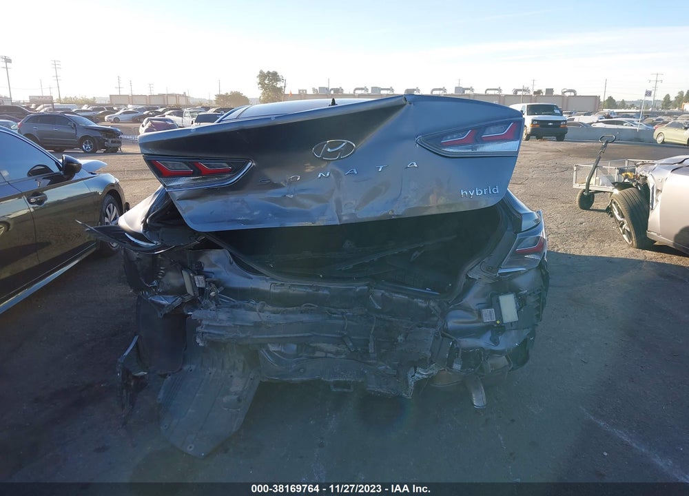 2018 HYUNDAI SONATA HYBRID LIMITED VIN: KMHE34L3XJA078836