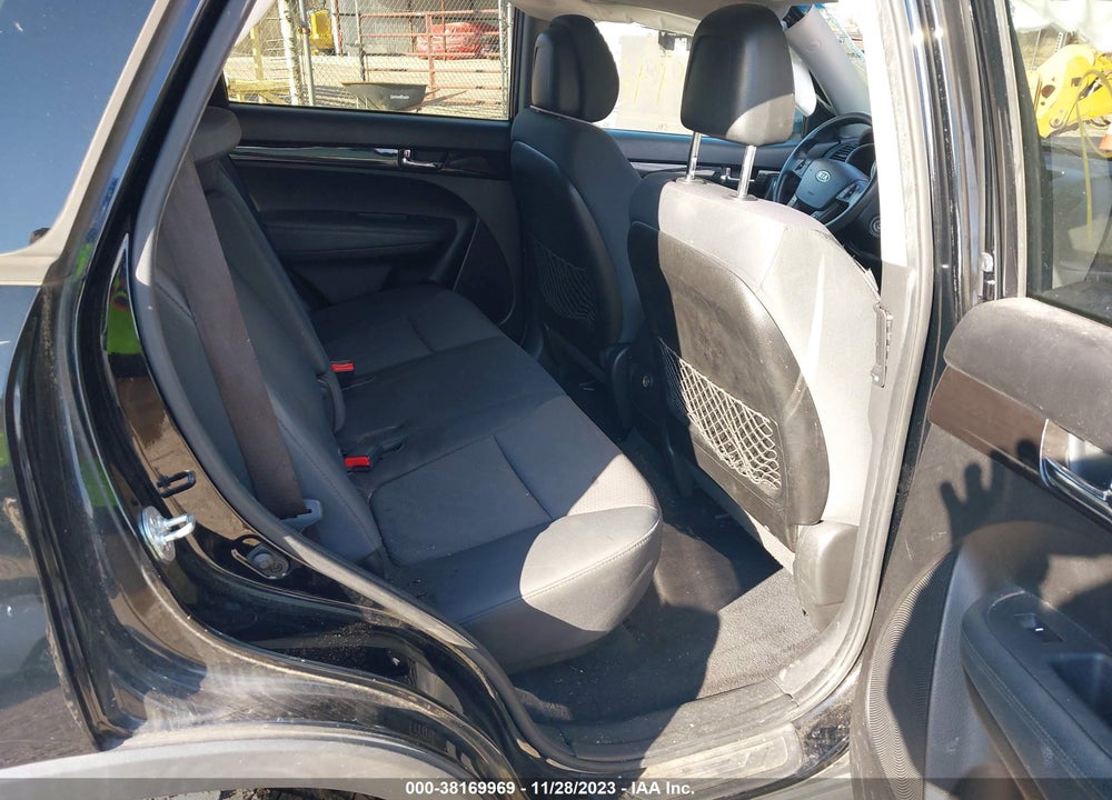 2012 KIA SORENTO LX VIN: 5XYKT4A1XCG229704
