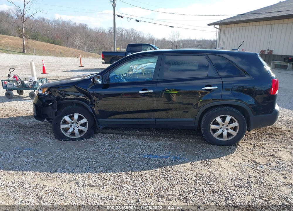 2012 KIA SORENTO LX VIN: 5XYKT4A1XCG229704