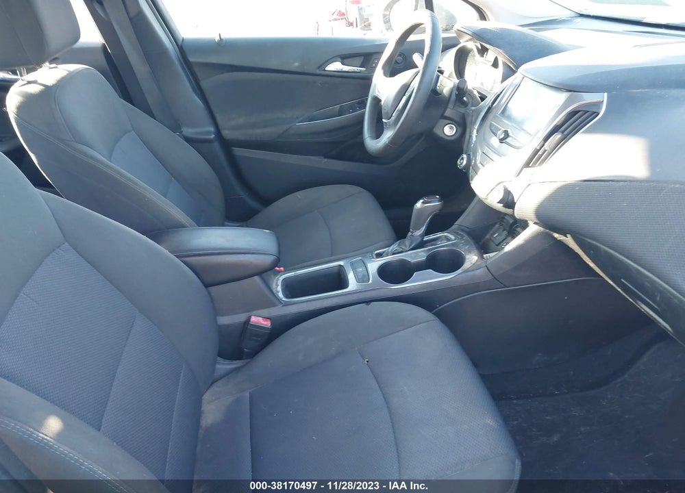 2018 CHEVROLET CRUZE LT AUTO VIN: 1G1BE5SM6J7162756