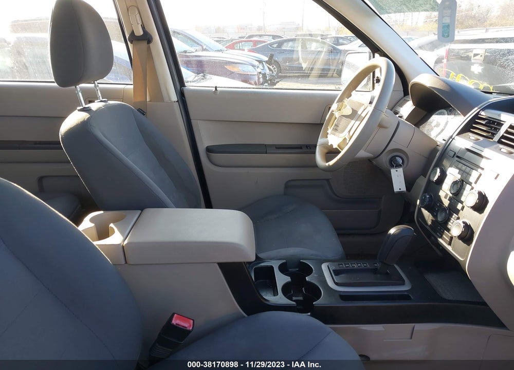 2008 FORD ESCAPE XLS/XLS MANUAL VIN: 1FMCU02Z18KC25004