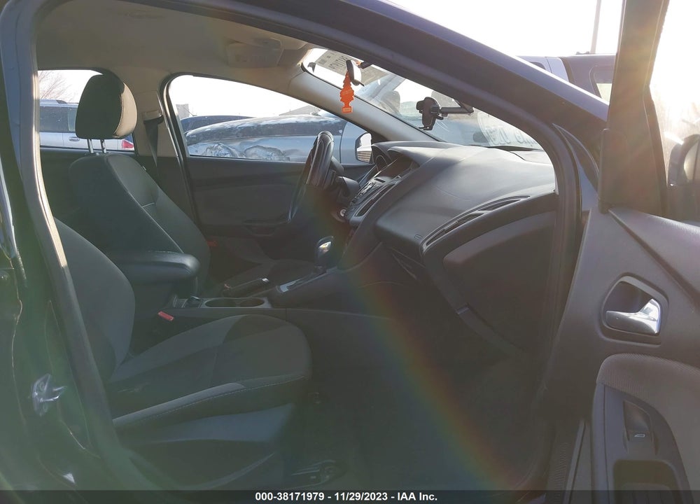 2013 FORD FOCUS SE VIN: 1FADP3K27DL152865