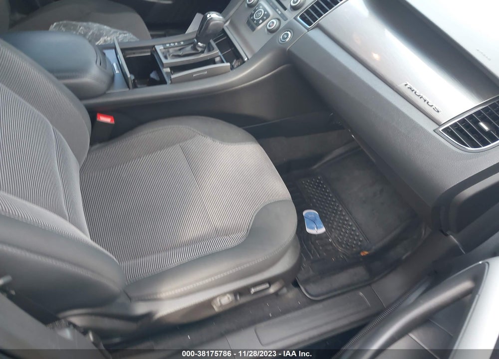 2017 FORD TAURUS SEL VIN: 1FAHP2E80HG132127