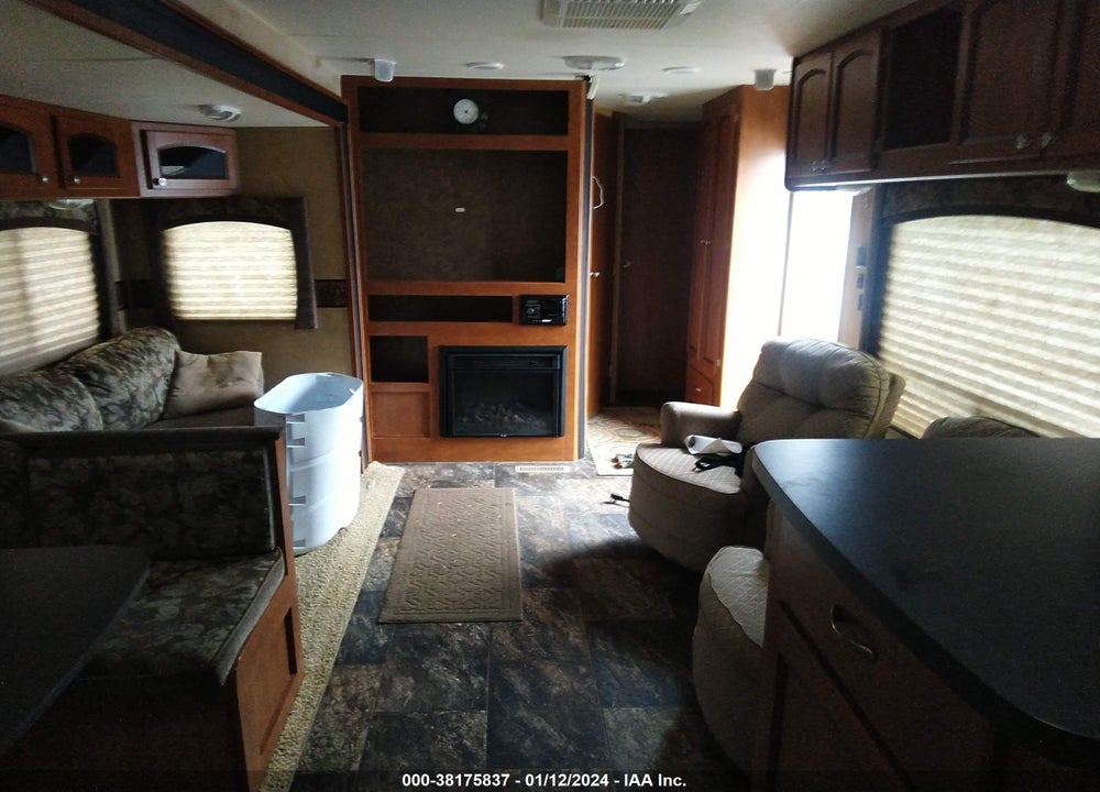 2012 SHASTA REVERE VIN: 5ZT2SHUB4CE001221