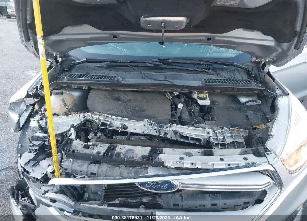 2018 FORD ESCAPE SE VIN: 1FMCU9GD8JUA22770