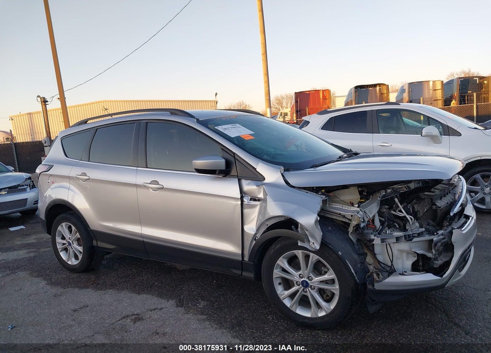 2018 FORD ESCAPE SE VIN: 1FMCU9GD8JUA22770